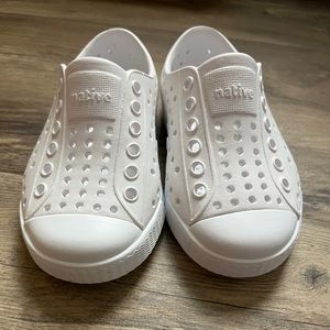 Native Jefferson Shoes - Shell White Toddler Size 6